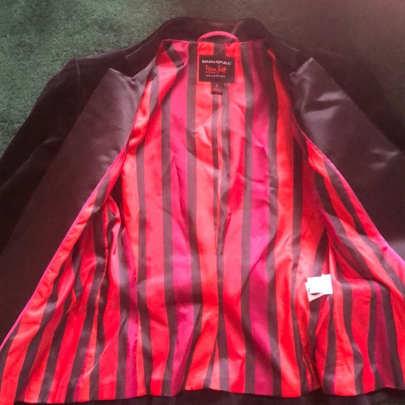 Black velvet blazer - Picture 2 of 4